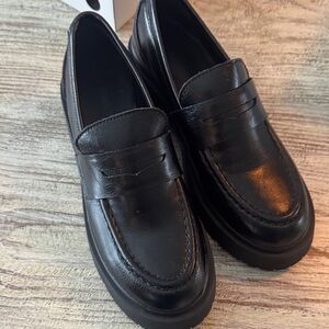 Steve Madden Black Layken Loafers